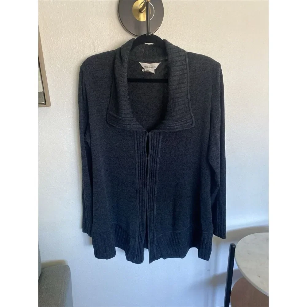 Misook Exclusively Long Sleeve Sweater Knit Black Career Wok‎ Classic Hook & Eye